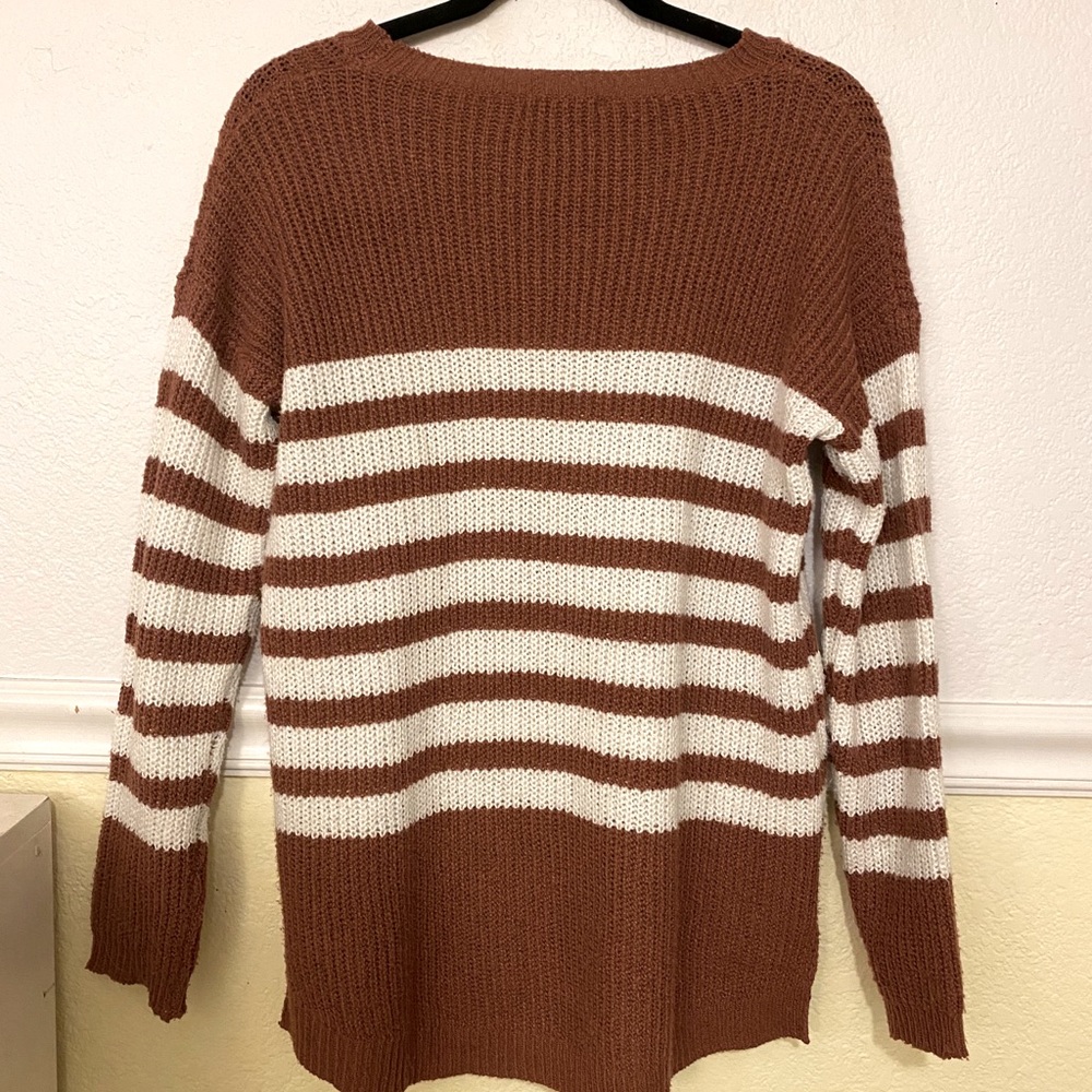 Sweater - Picture 2 of 2
